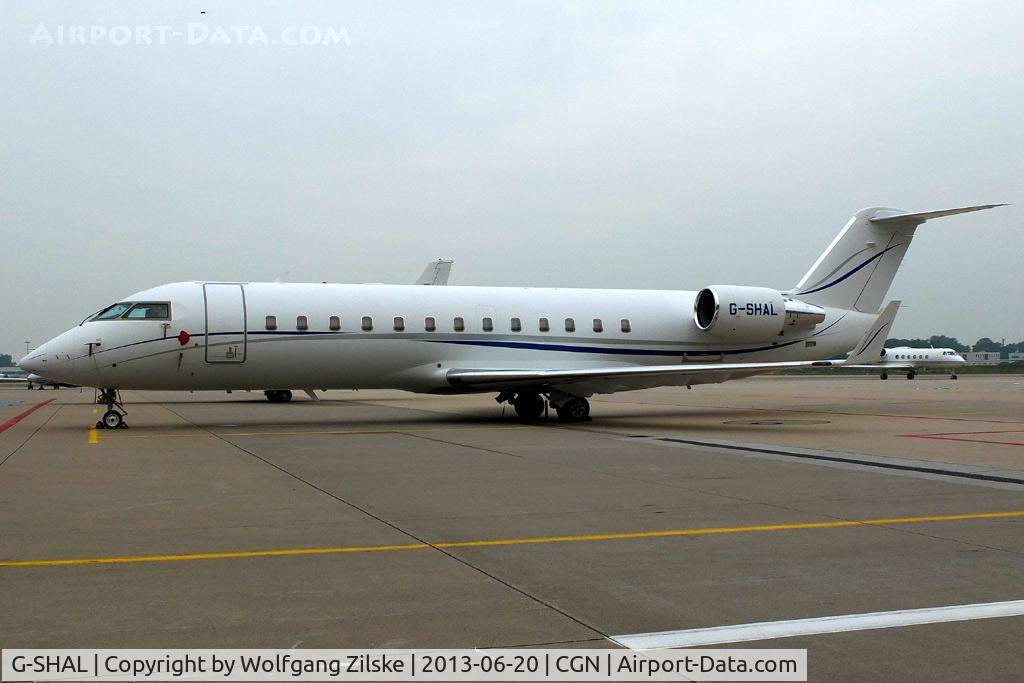 G-SHAL, 2006 Bombardier Challenger 850 (CL-600-2B19) C/N 8066, visitor