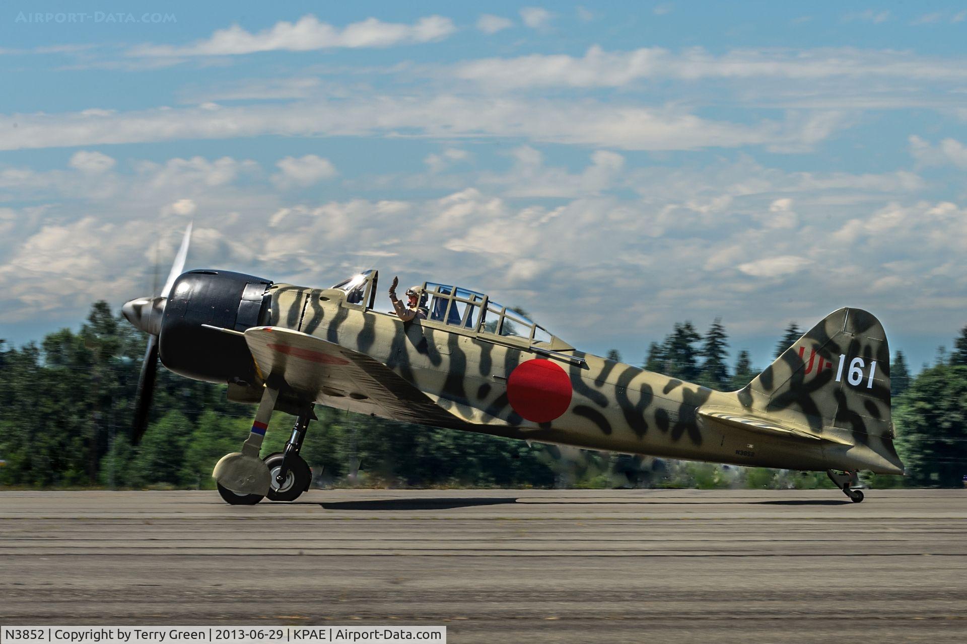 N3852, Mitsubishi A6M3 Reisen (Zero) C/N 3852, Taxing to 34L @ KPAE