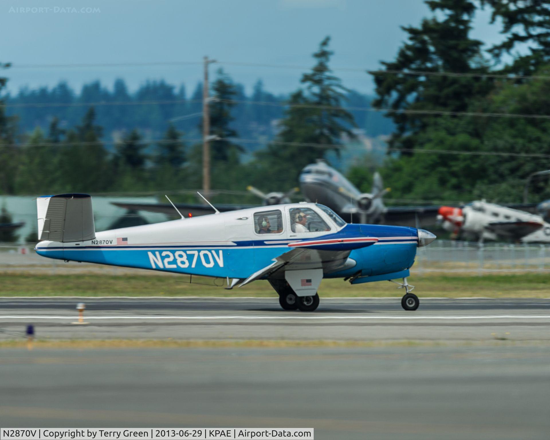 N2870V, 1947 Beech 35 Bonanza C/N D-275, Landing 34L @ KPAE