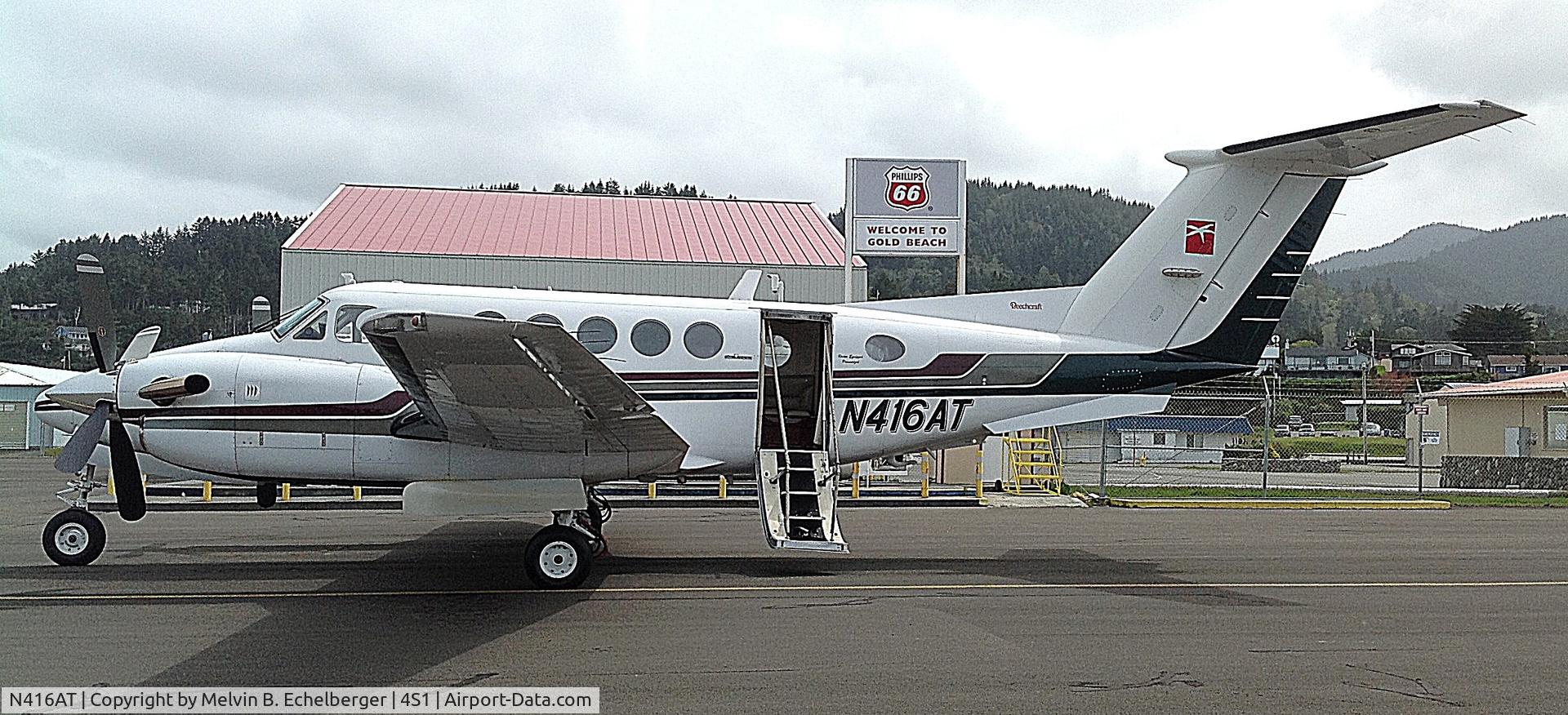 N416AT, 1984 Beech B200 King Air C/N BB-1180, Nice sunny day on the Oregon south coast