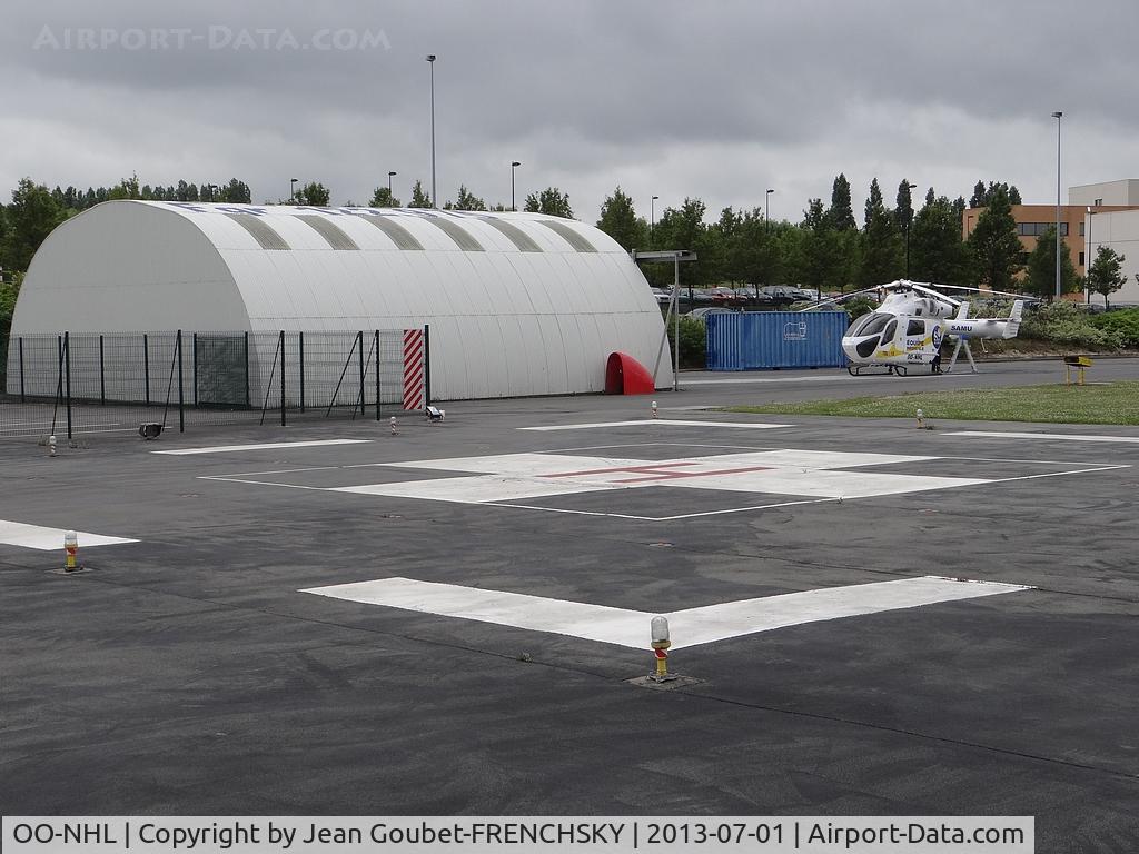 OO-NHL, 2009 McDonnell Douglas MD-902 Explorer C/N 900-00119, DZ Lille hospital SAMU 59