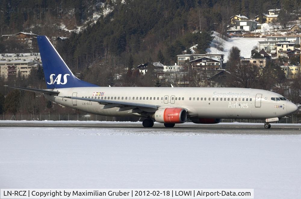 LN-RCZ, 2001 Boeing 737-883 C/N 30197, 