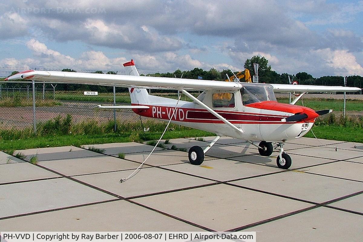 PH-VVD, Reims F150M C/N 1372, R/Cessna F.150M [1372] Rotterdam~PH 07/08/2006