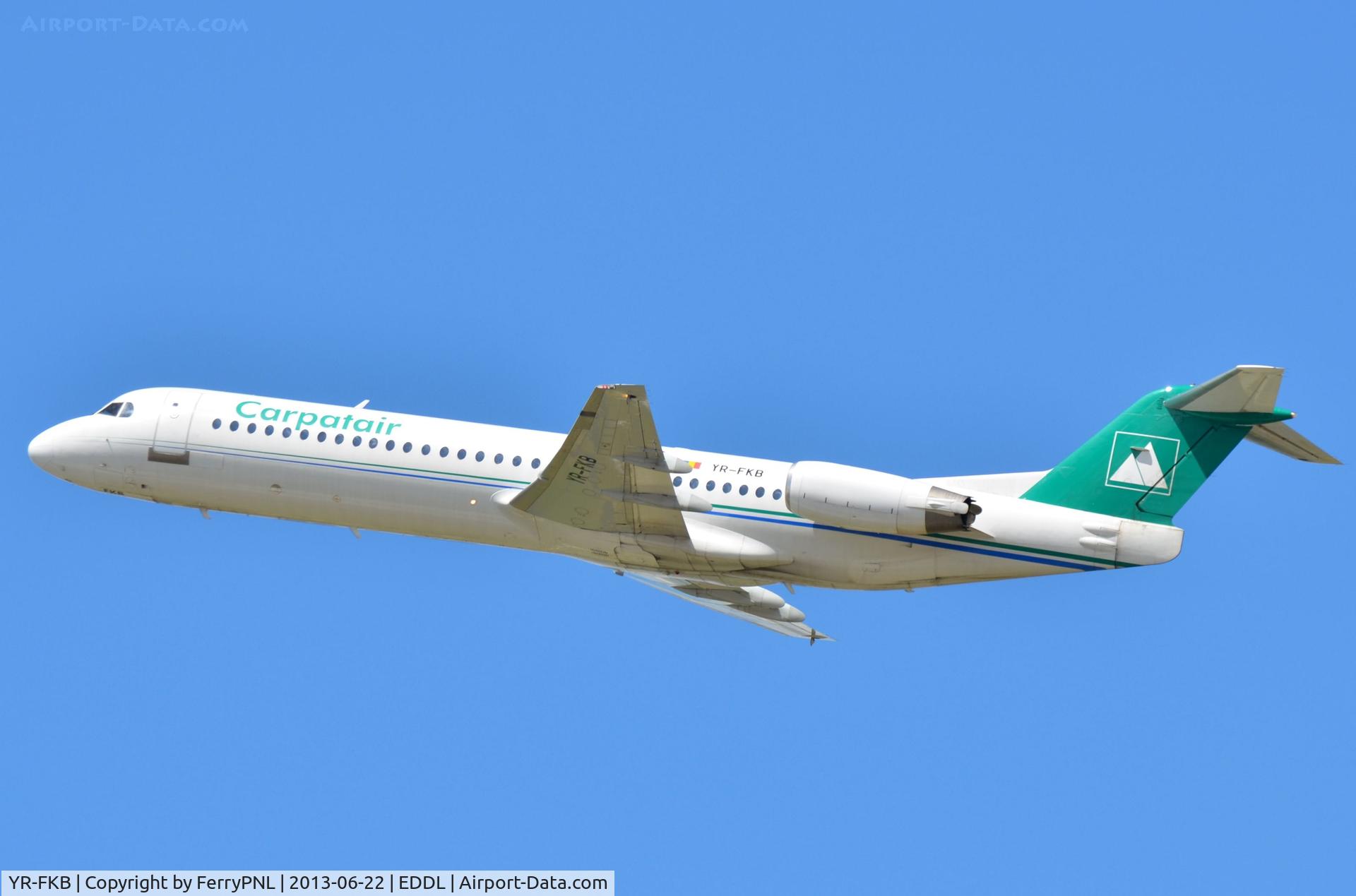 YR-FKB, 1991 Fokker 100 (F-28-0100) C/N 11369, Carpatair Fk100 taking-off.