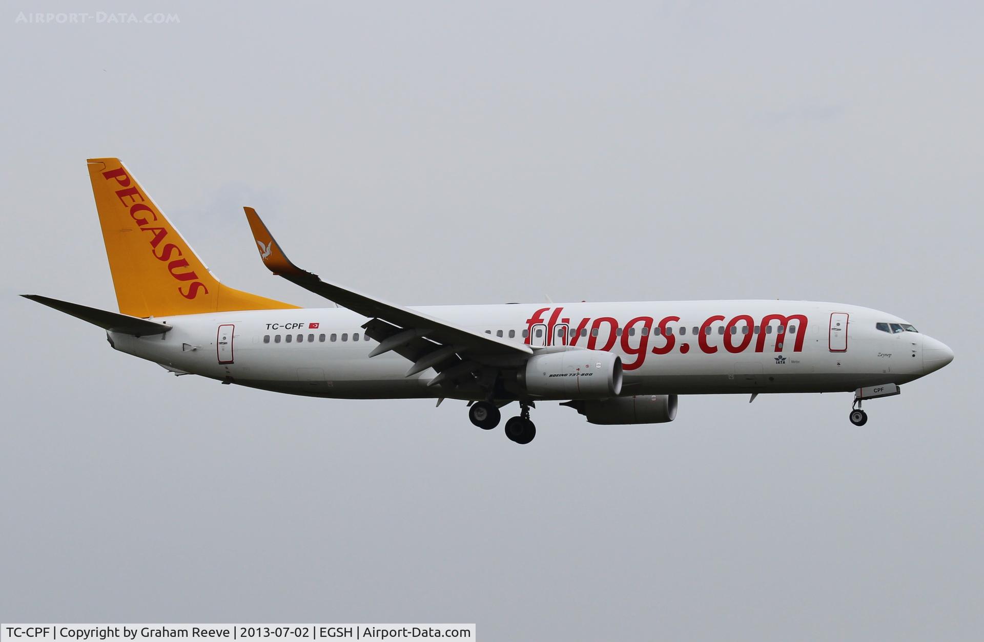 TC-CPF, 2012 Boeing 737-82R C/N 40879, About to touch down at Norwich.