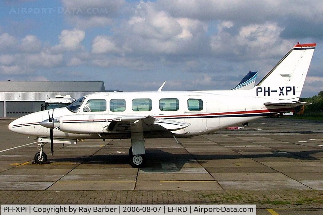 PH-XPI, 1977 Piper PA-31-350 Chieftain C/N 31-7752187, Piper PA-31-350 Navajo Chieftain [31-7752187] (Rijnmond Air Service) Rotterdam~PH 07/08/2006