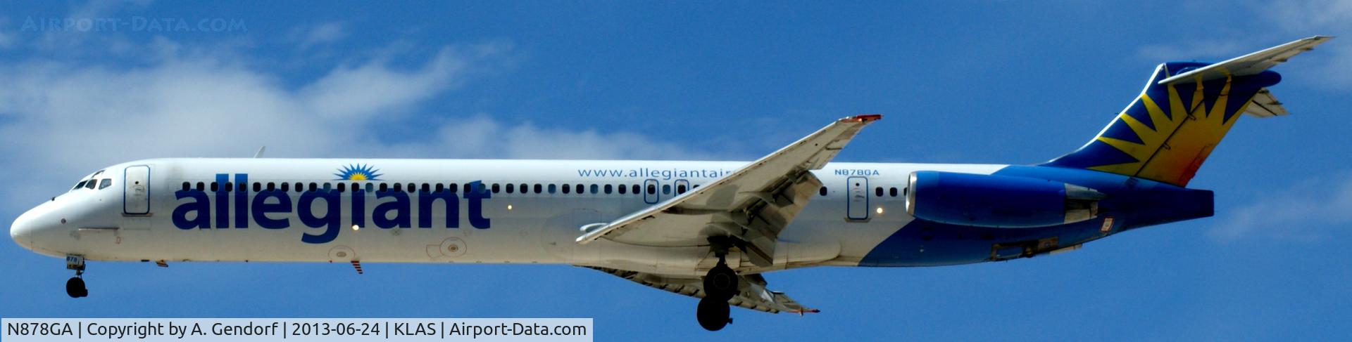 N878GA, 1996 McDonnell Douglas MD-83 (DC-9-83) C/N 53487, Allegiant Air, seen here on finals at Las Vegas Int´l(KLAS)