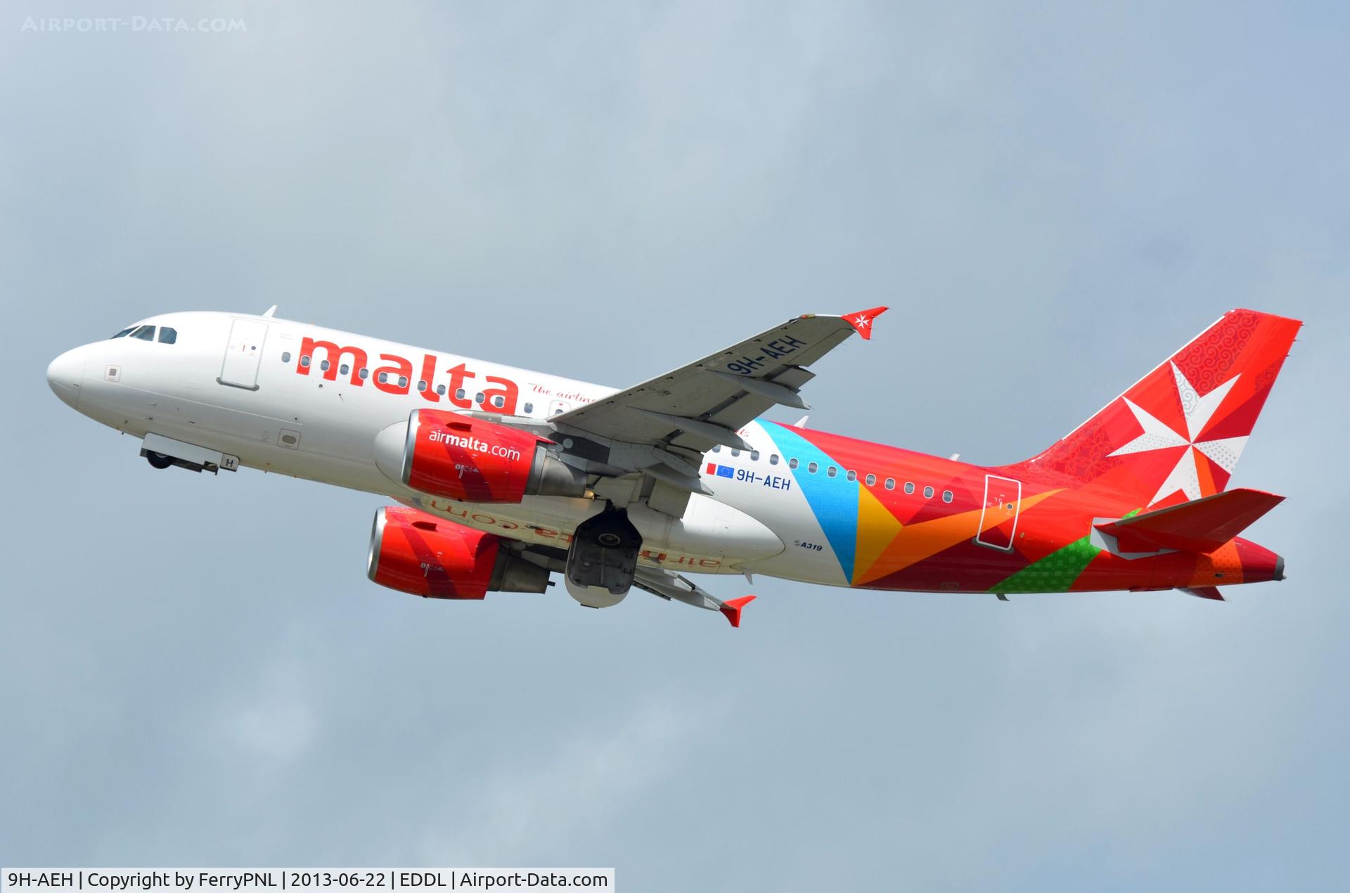 9H-AEH, 2004 Airbus A319-111 C/N 2122, Air Malta A319 take-off