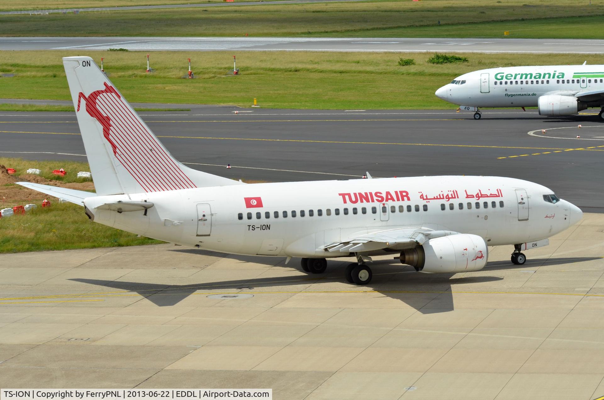 TS-ION, 2000 Boeing 737-6H3 C/N 29499, Tunisair B736 taxying out