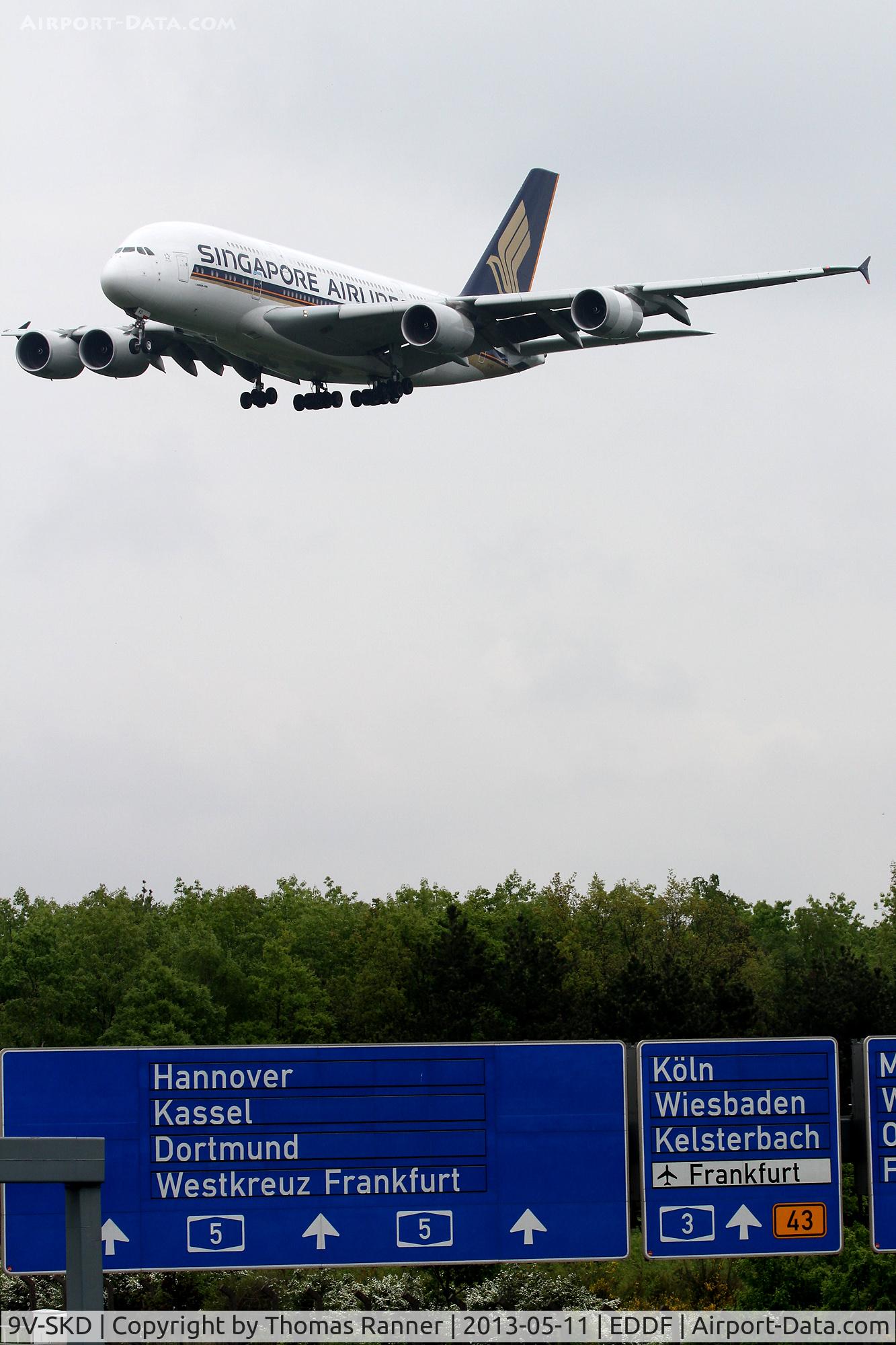 9V-SKD, 2008 Airbus A380-841 C/N 008, Singapore Airlines Airbus A380 on final