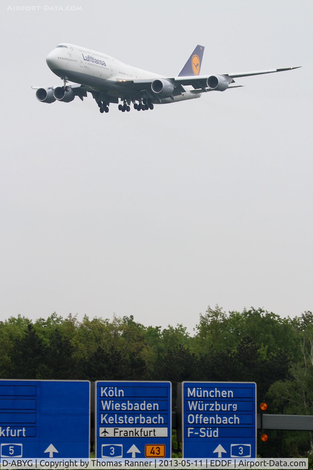 D-ABYG, 2013 Boeing 747-830 C/N 37831, Lufthansa Boeing 747-8 on final