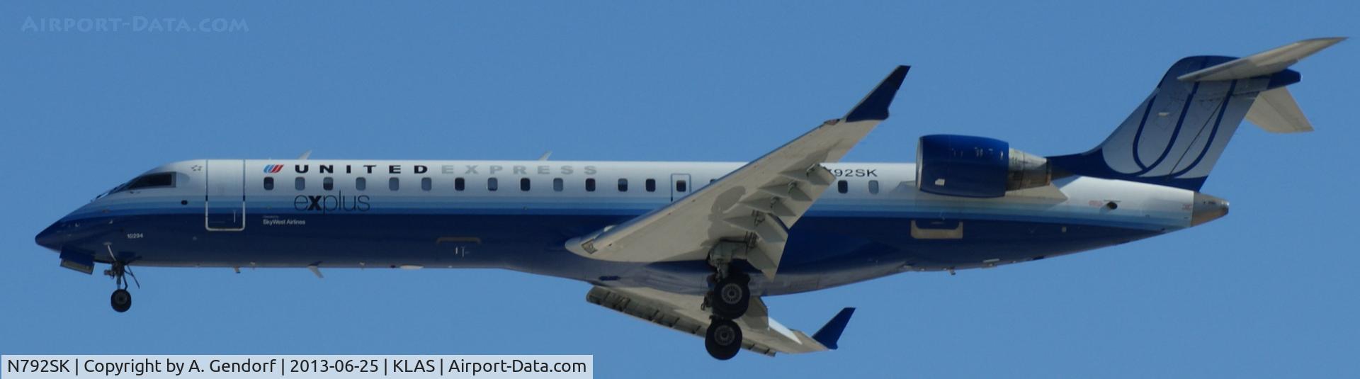 N792SK, 2009 Bombardier CRJ-700 (CL-600-2C10) Regional Jet C/N 10294, Sky West (United express cs.), seen here arriving at Las Vegas Int´l(KLAS)