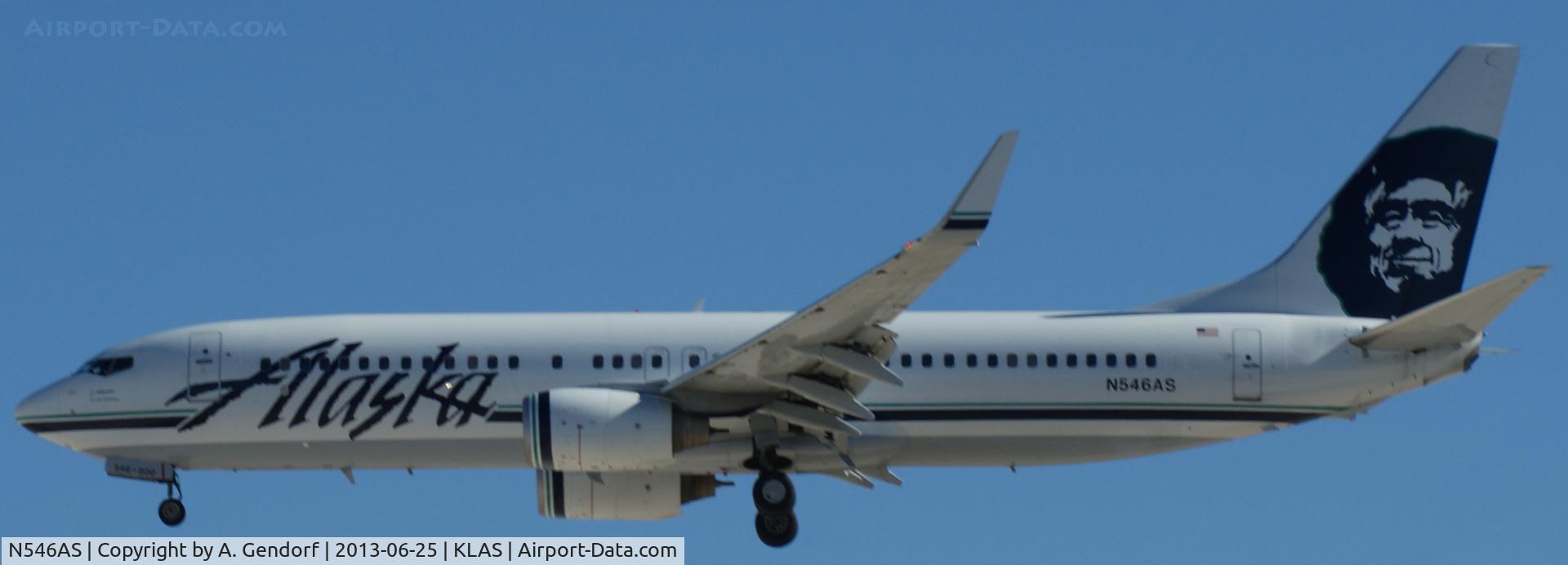 N546AS, 2005 Boeing 737-890 C/N 30022, Alaska Airlines, is here arriving RWY 25L at Las Vegas Int´l(KLAS)