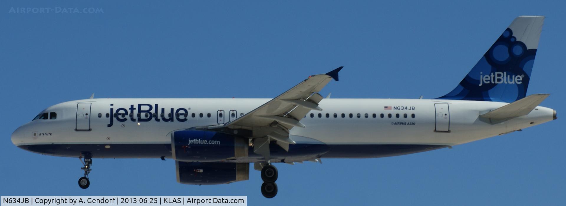 N634JB, 2006 Airbus A320-232 C/N 2710, Jet Blue, approaching RWY 25L at Las Vegas Int´l(KLAS)