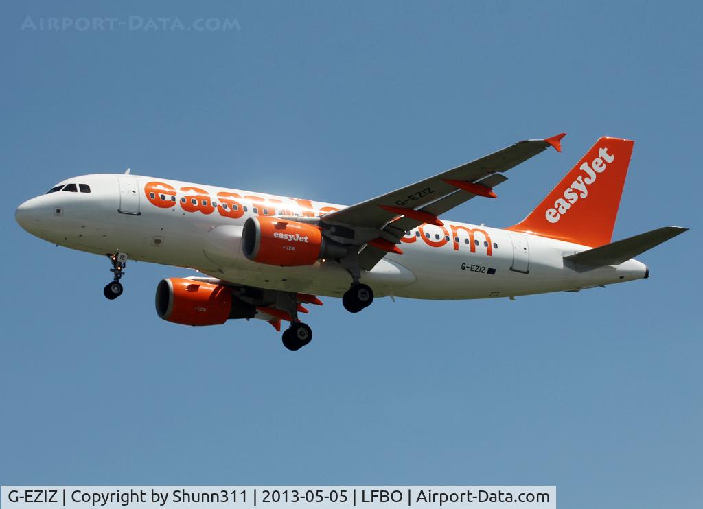 G-EZIZ, 2005 Airbus A319-111 C/N 2646, Landing rwy 32L without 'Come On, Let's Fly !' titles
