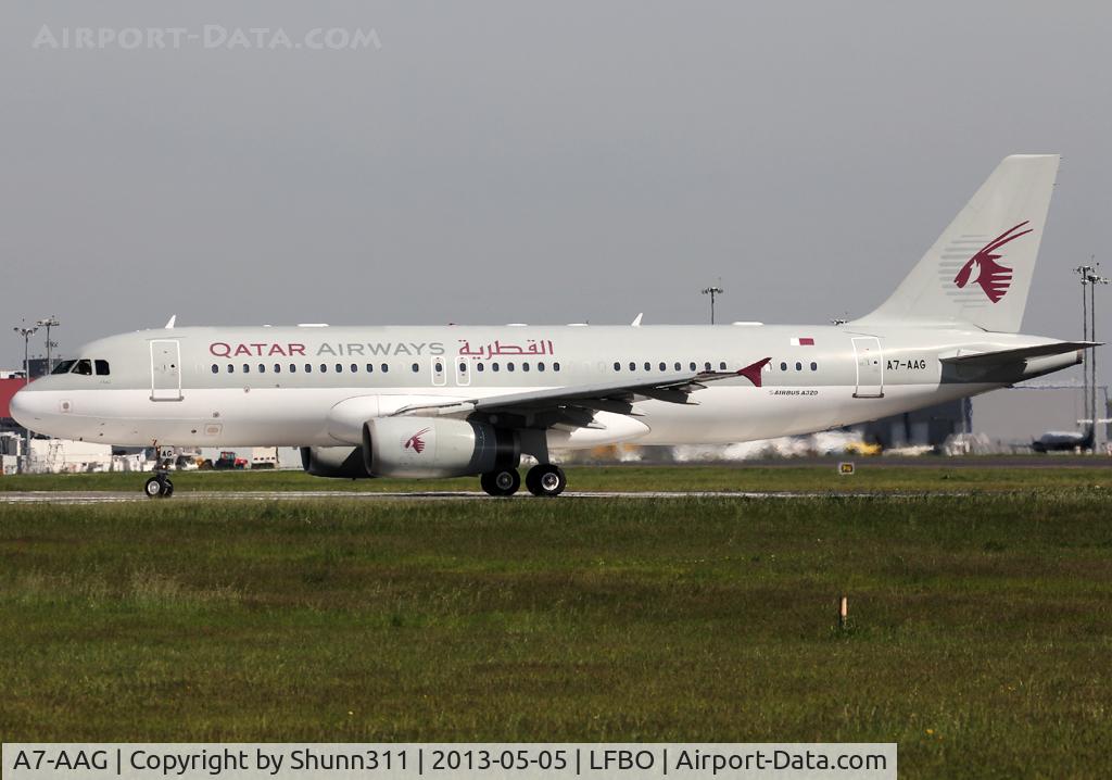 A7-AAG, 1999 Airbus A320-232 C/N 927, Lining up rwy 32R for departure after any days where it was parked at the old Terminal...