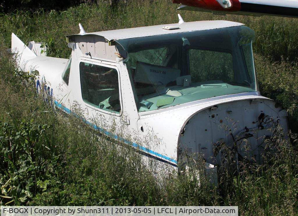 F-BOGX, Reims F150G C/N 0179, Now dismatled and stored @ LFCL