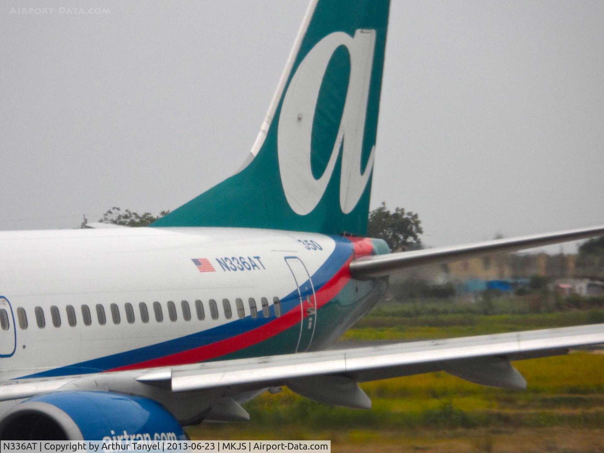 N336AT, 2008 Boeing 737-7BD C/N 36716, Taxiing @ MBJ