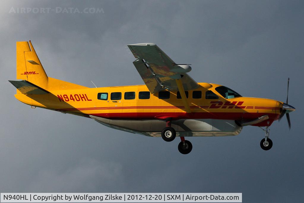 N940HL, 2012 Cessna 208B Super Cargomaster C/N 208B2355, visitor