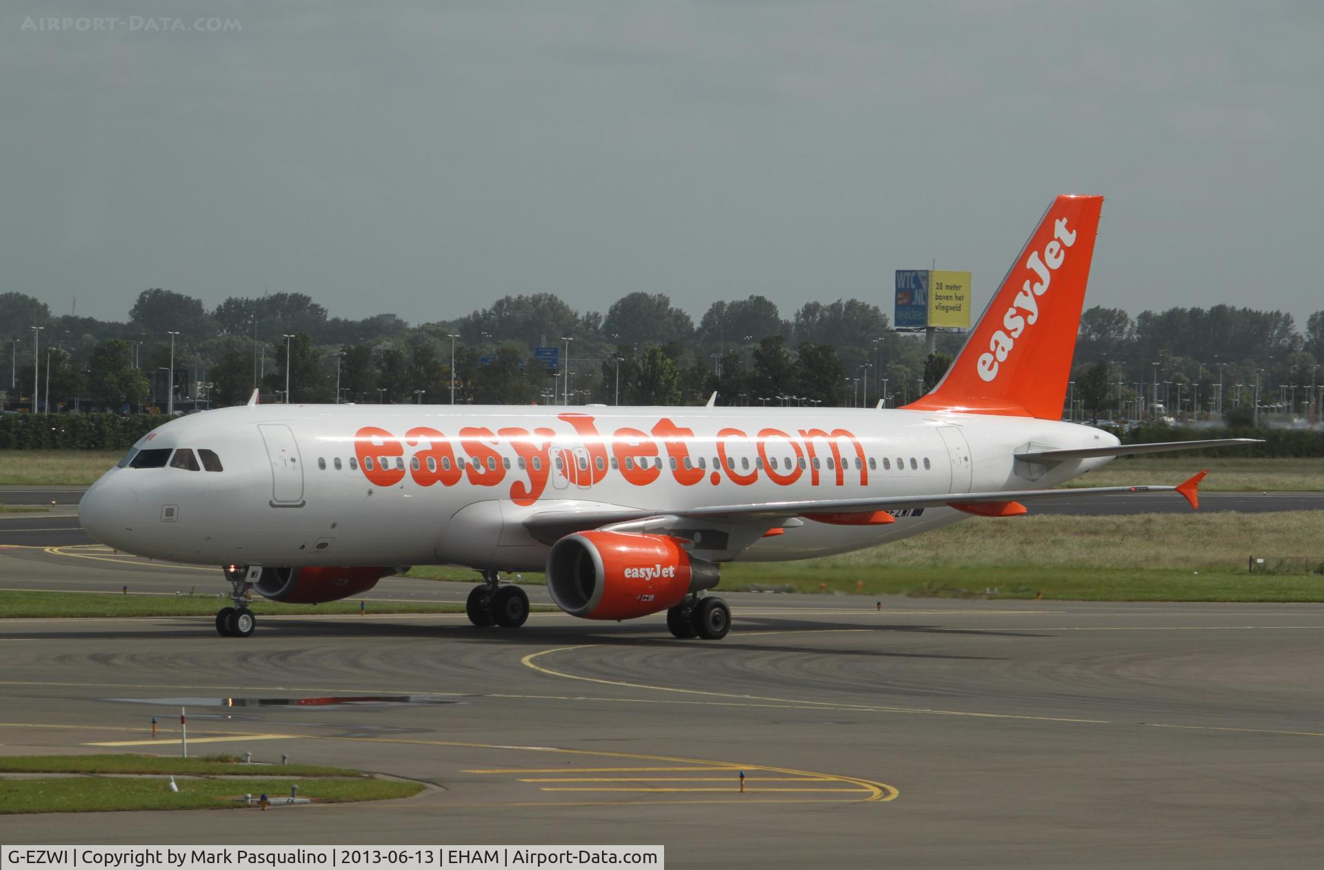 G-EZWI, 2013 Airbus A320-214 C/N 5592, Airbus A320