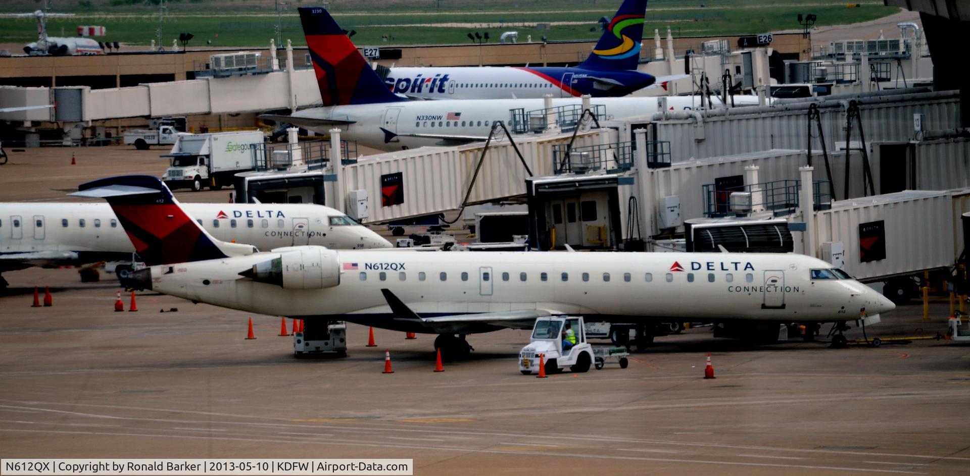 N612QX, 2002 Bombardier CRJ-701 (CL-600-2C10) Regional Jet C/N 10042, DFW TX