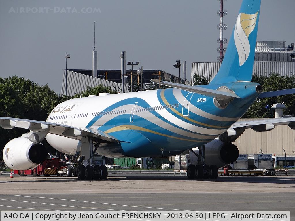 A4O-DA, 2009 Airbus A330-243 C/N 1038, CDG T1