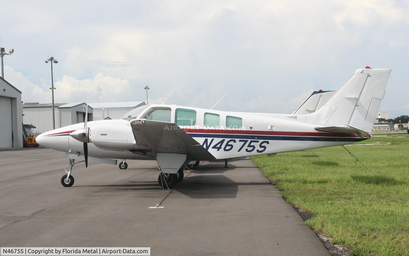 N4675S, 1975 Beech 58 Baron C/N TH-689, Beech 58