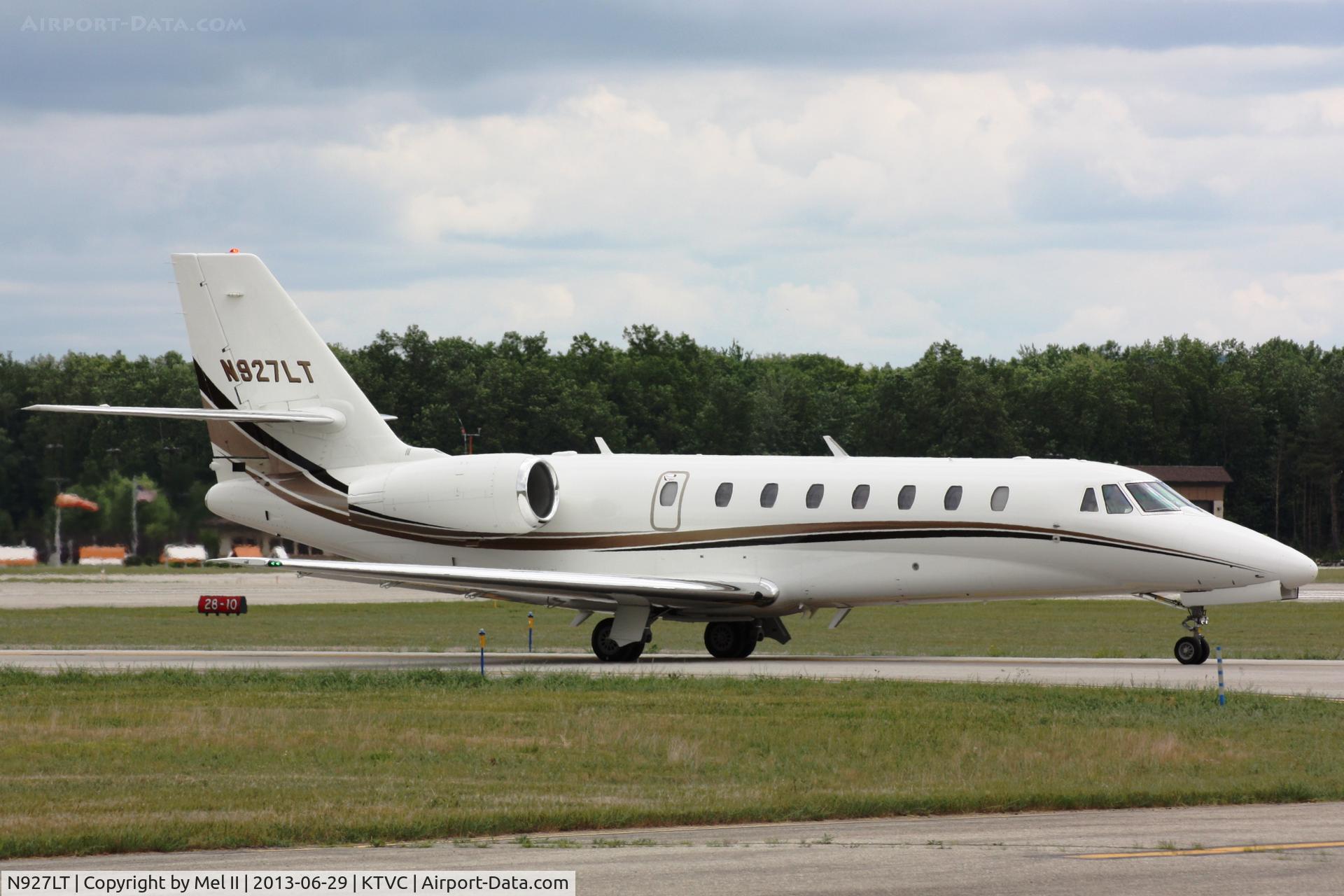 N927LT, 2006 Cessna 680 Citation Sovereign C/N 680-0070, KTVC-KADS - Taxi For Departure RWY 10