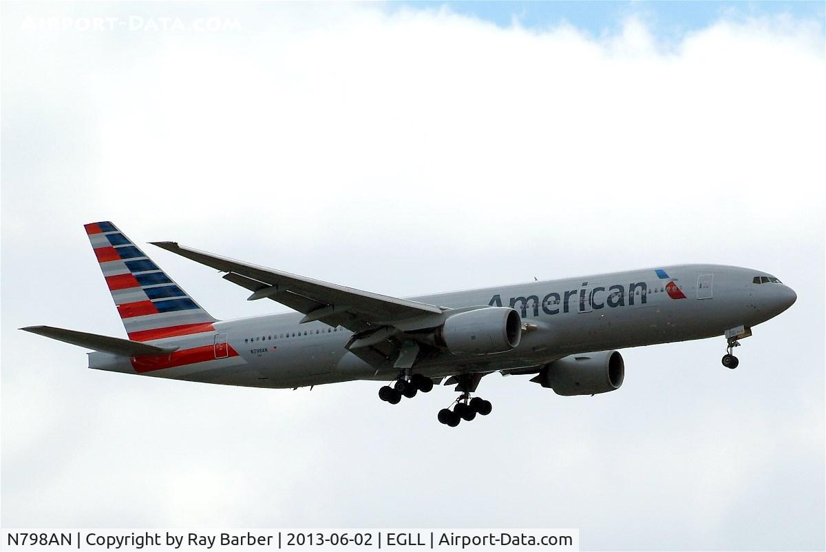 N798AN, 2001 Boeing 777-223 C/N 30797, Boeing 777-223ER [30797] (American Airlines) Home~G 02/06/2013. On approach 27L.