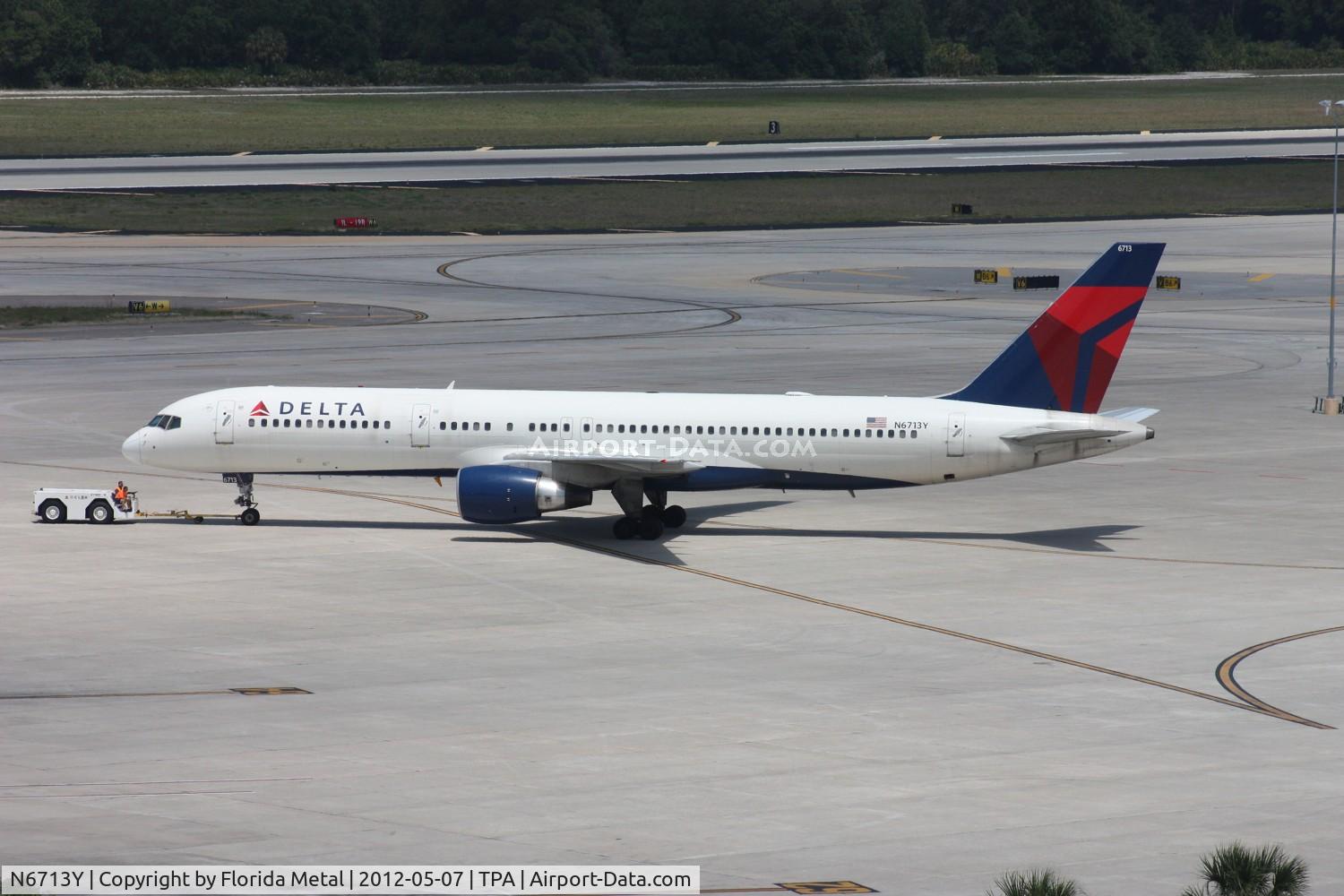 N6713Y, 2000 Boeing 757-232 C/N 30777, Delta 757