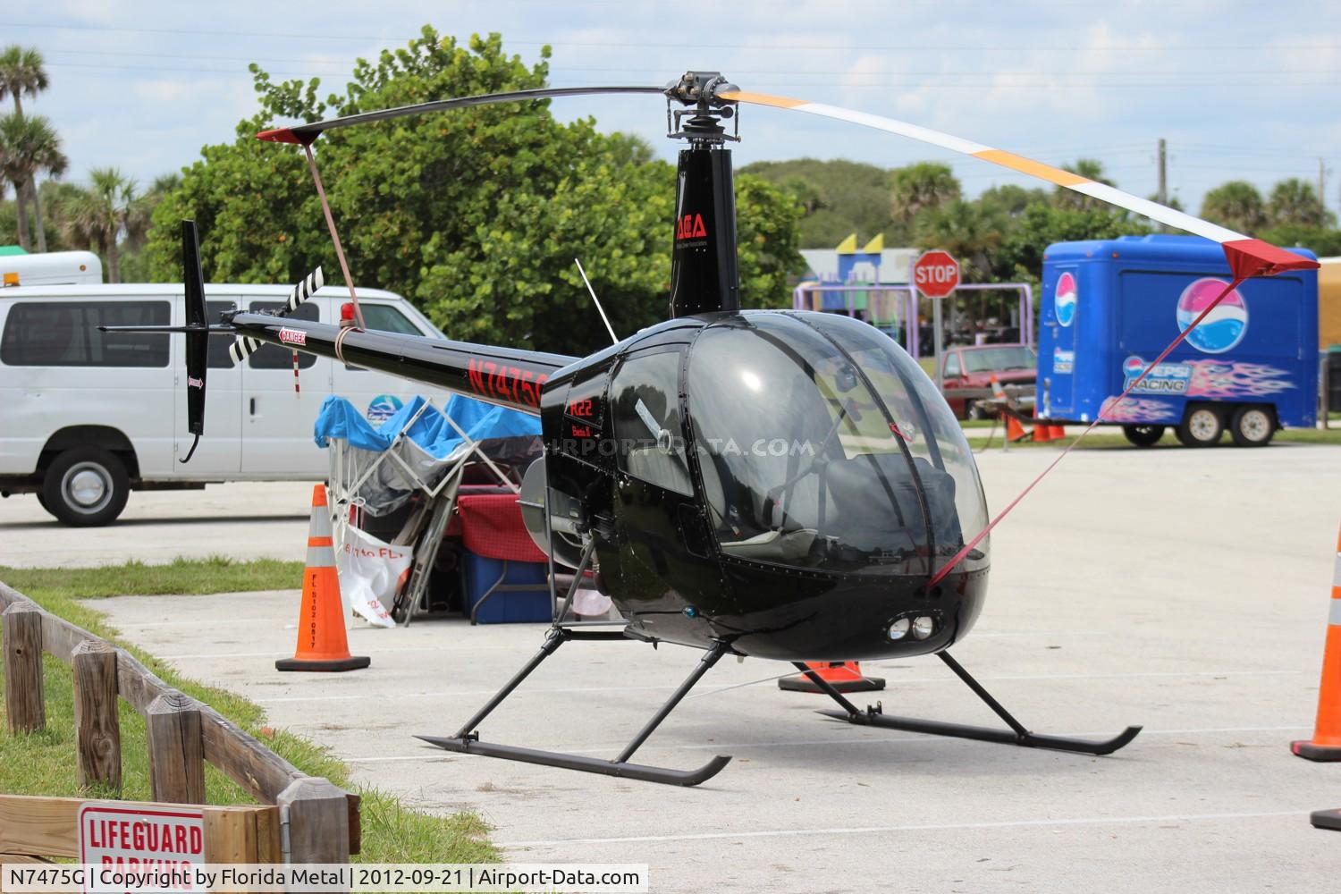 N7475G, 2000 Robinson R22 Beta C/N 3095, R22 at Cocoa Beach