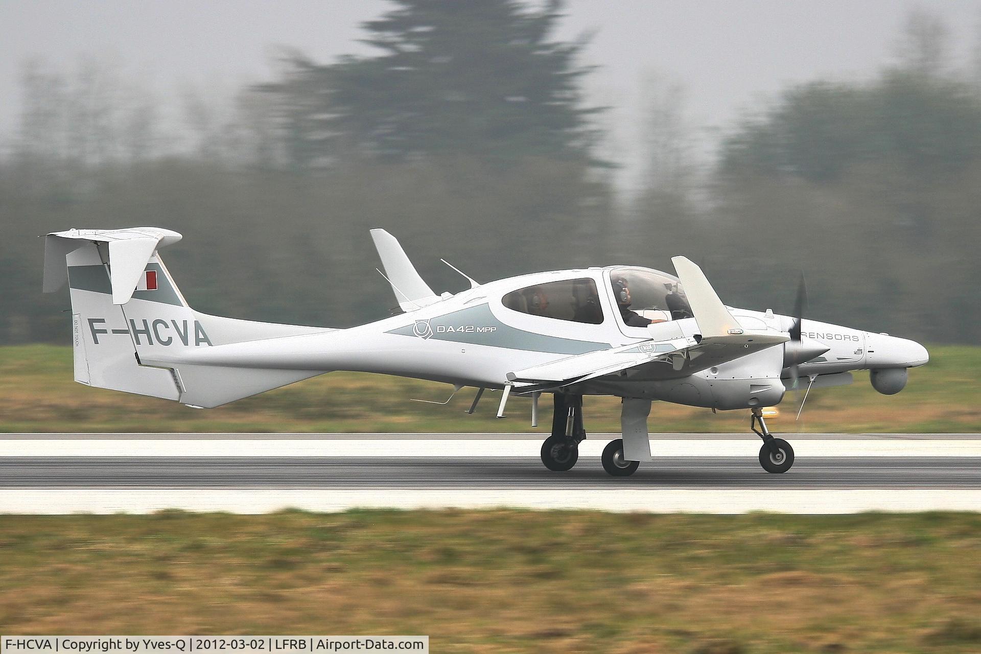 F-HCVA, Diamond DA-42MPP Twin Star C/N 42.007, Diamond DA-42MPP Twin Star CN 42.007, Landing rwy 25L, Brest-Bretagne Airport (LFRB-BES)