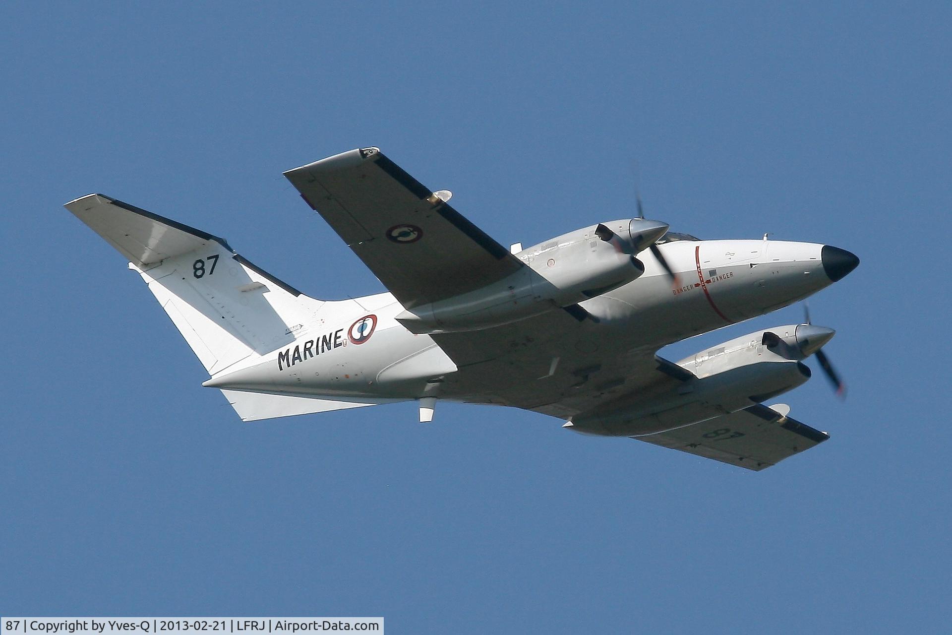 087, Embraer EMB-121AA Xingu C/N 121087, Embraer EMB-121AA Xingu, Landivisiau Naval Air Base (LFRJ)
