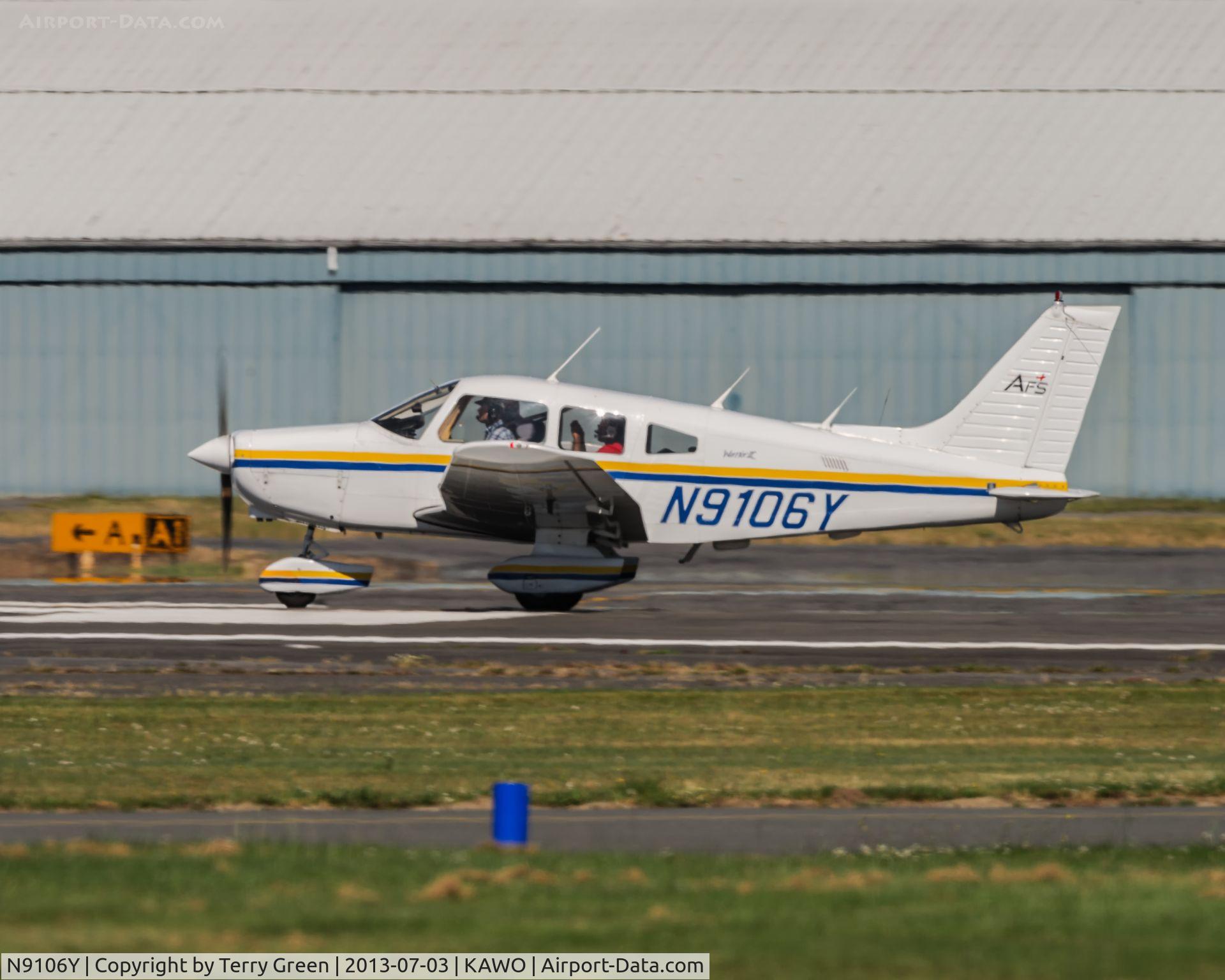 N9106Y, 1985 Piper PA-28-161 C/N 28-8616001, Take off 34 @ KAWO