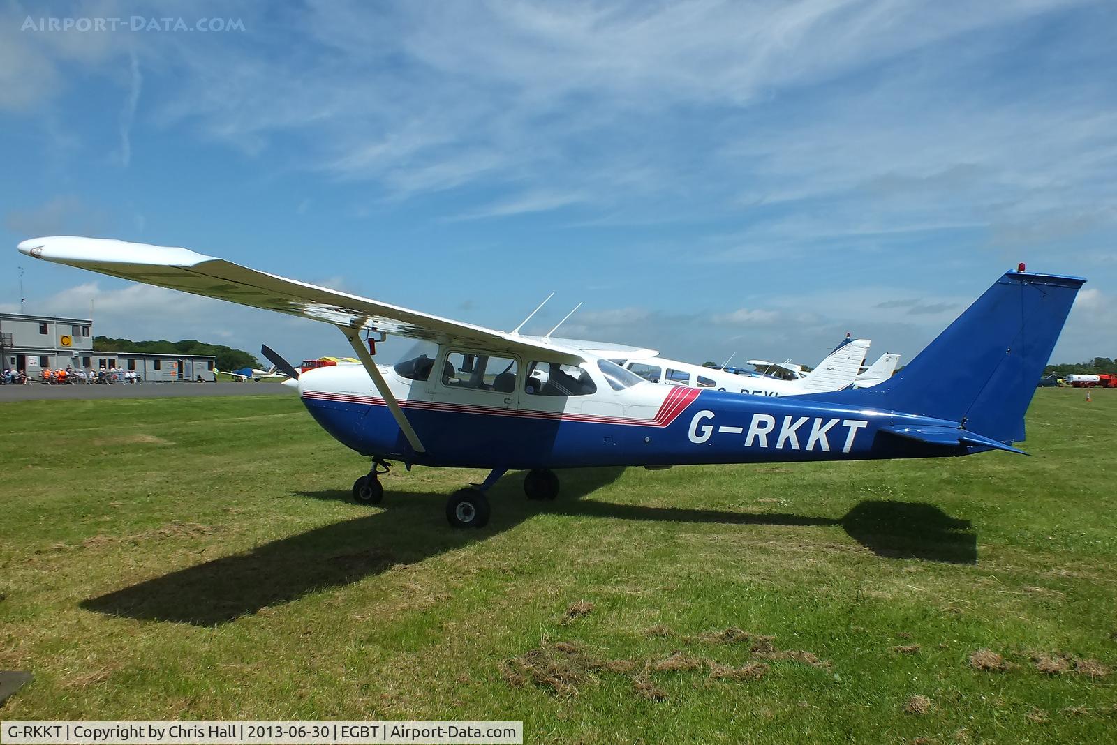 G-RKKT, 1970 Reims FR172G Reims Rocket C/N 0225, Visitor at Turweston for the British F1 Grand Prix at Silverstone