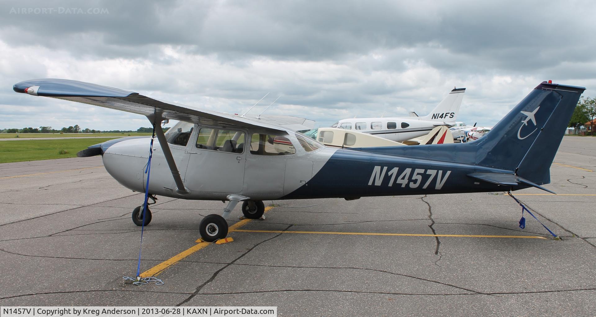 N1457V, 1974 Cessna 172M C/N 17263594, Cessna 172M Skyhawk on the line.