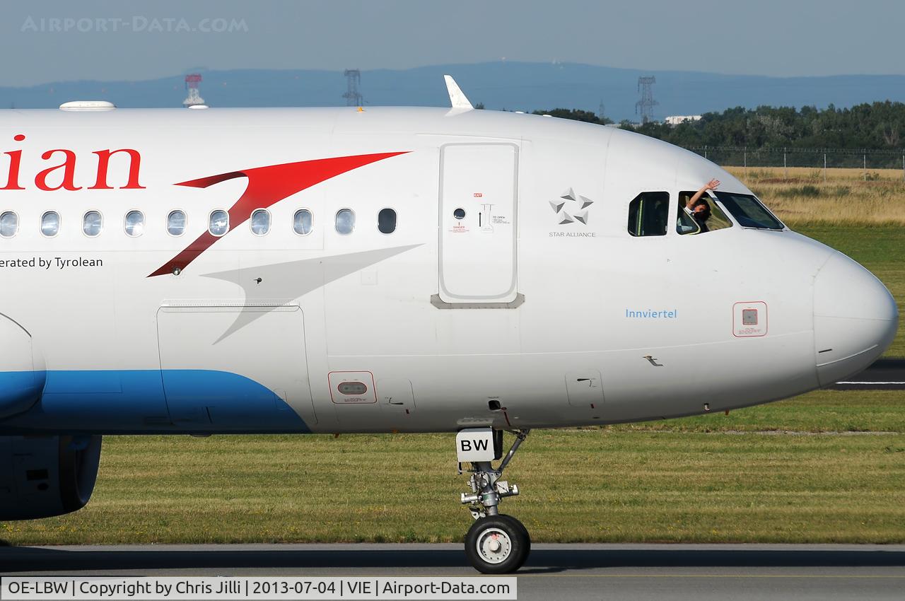 OE-LBW, 2001 Airbus A320-214 C/N 1678, Austrian Airlines