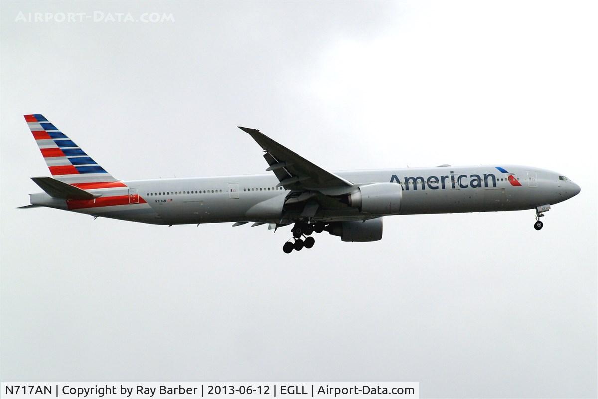 N717AN, 2012 Boeing 777-323/ER C/N 31543, Boeing 777-323ER [31543] (American Airlines) Home~G 12/06/2013. On approach 27L.