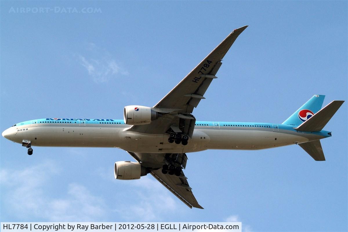 HL7784, 2009 Boeing 777-3B5/ER C/N 37136, Boeing 777-3B5ER [37136] (Korean Air) Home~G 28/05/2012
