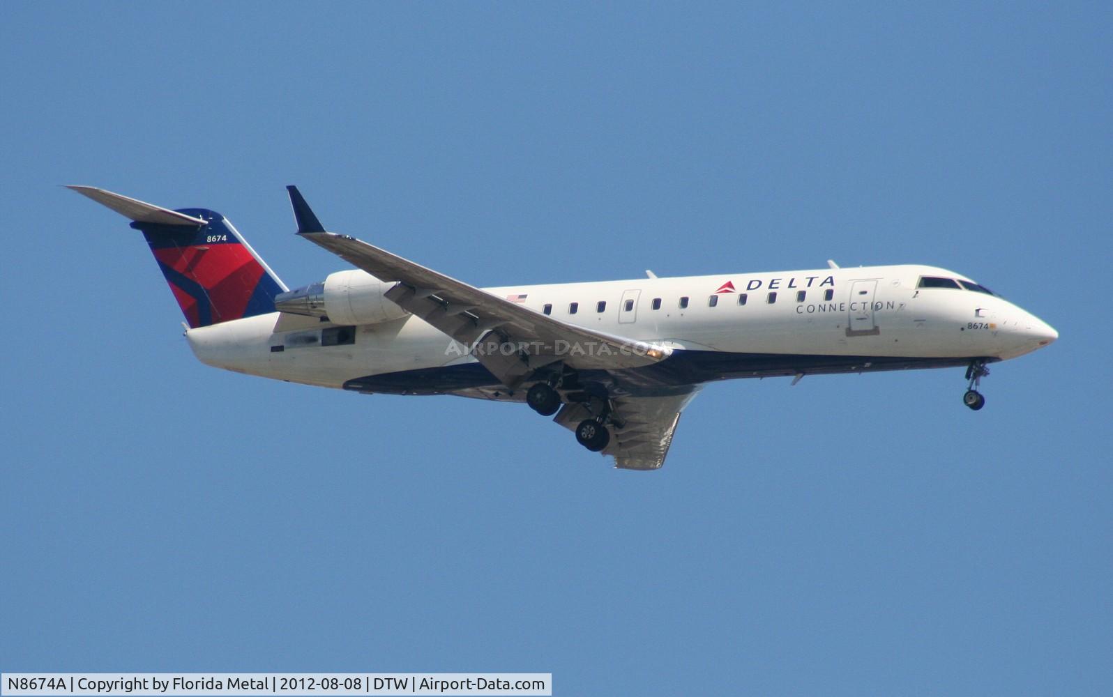 N8674A, 2002 Bombardier CRJ-200ER (CL-600-2B19) C/N 7674, Delta Connection CRJ-200