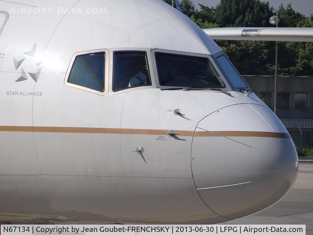 N67134, 1999 Boeing 757-224 C/N 29283, CDG T1