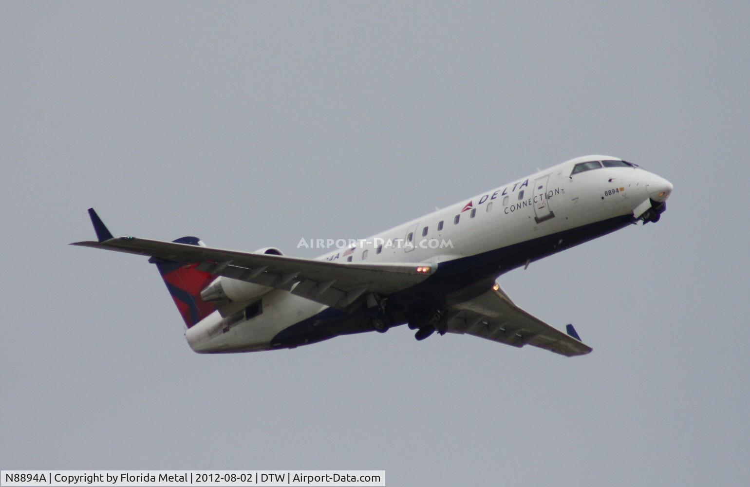 N8894A, 2003 Canadair CRJ-200LR (CL-600-2B19) C/N 7894, Delta Connection CRJ-200