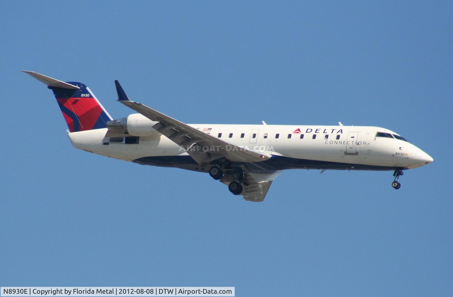 N8930E, 2004 Canadair CRJ-440 (CL-600-2B19) Regional Jet C/N 7930, Delta CRJ-200