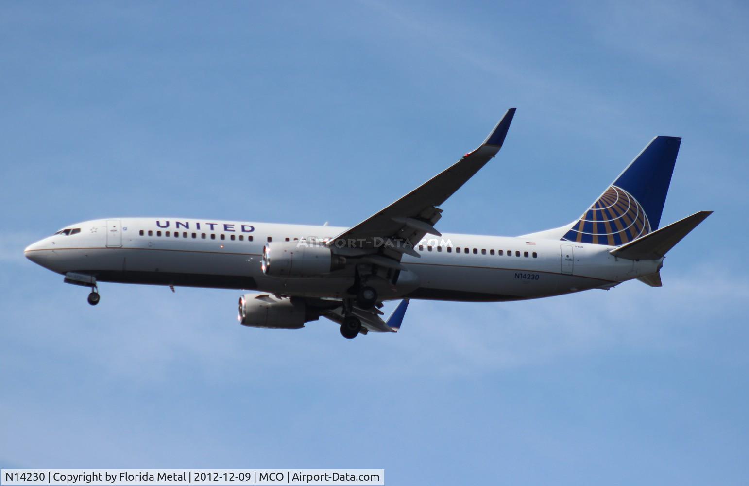 N14230, 1999 Boeing 737-824 C/N 28794, United 737-800