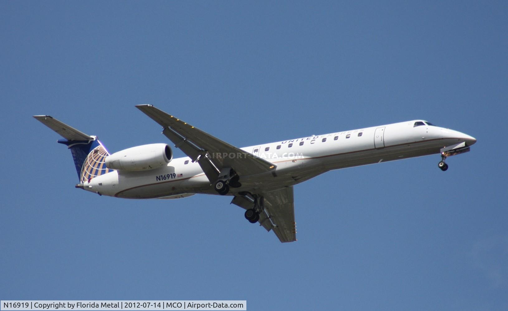 N16919, 2001 Embraer EMB-145LR C/N 145393, United Embraer 145LR