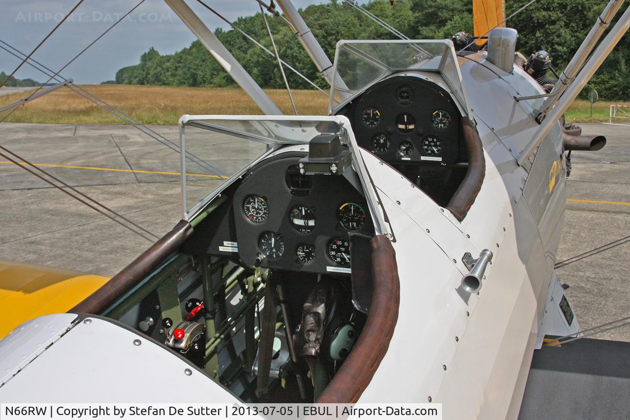 N66RW, 1941 Boeing A75N1(PT17) C/N 752016, Cockpit view.