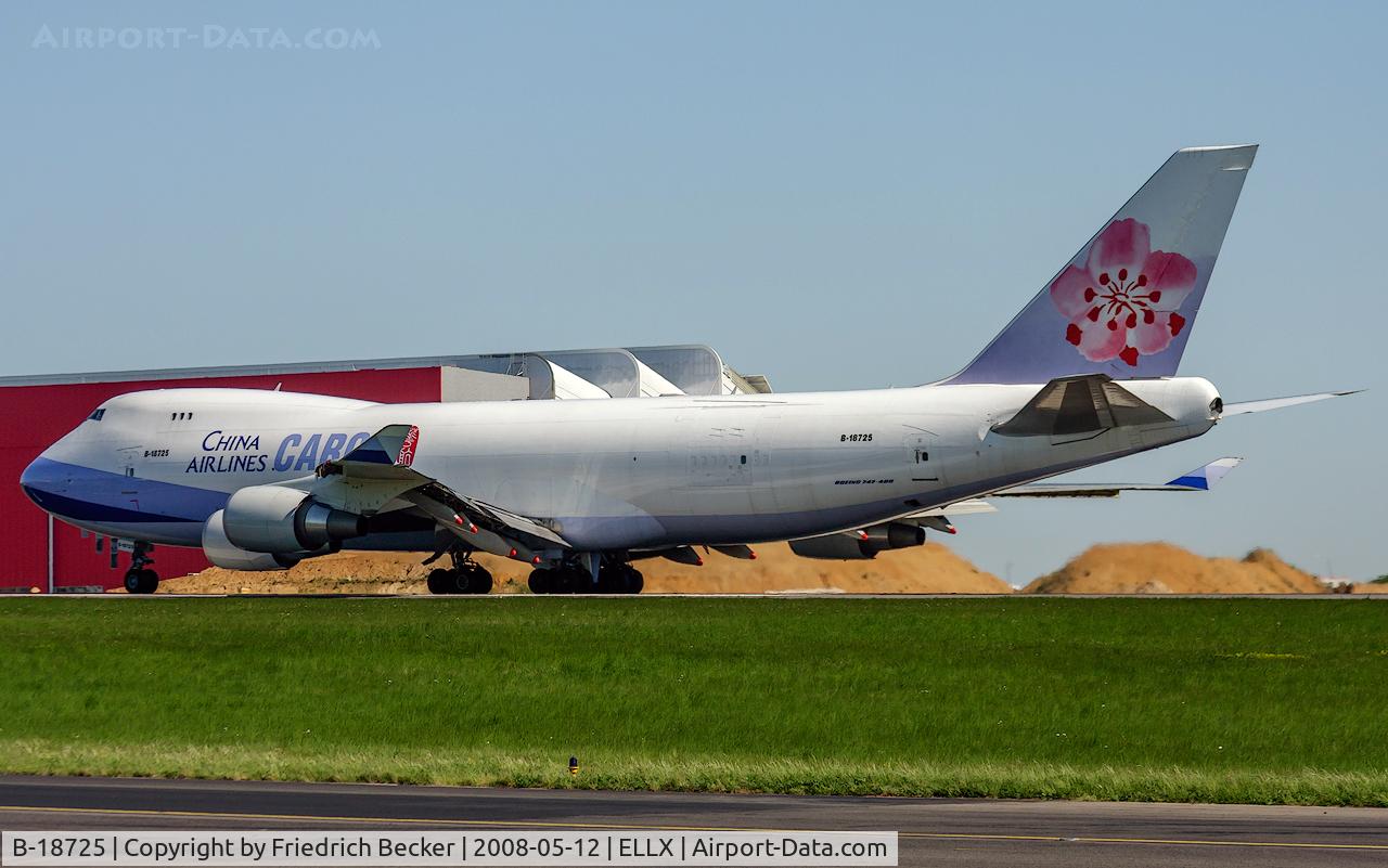 B-18725, 2007 Boeing 747-409F/SCD C/N 30771, departure from Lux via RW06