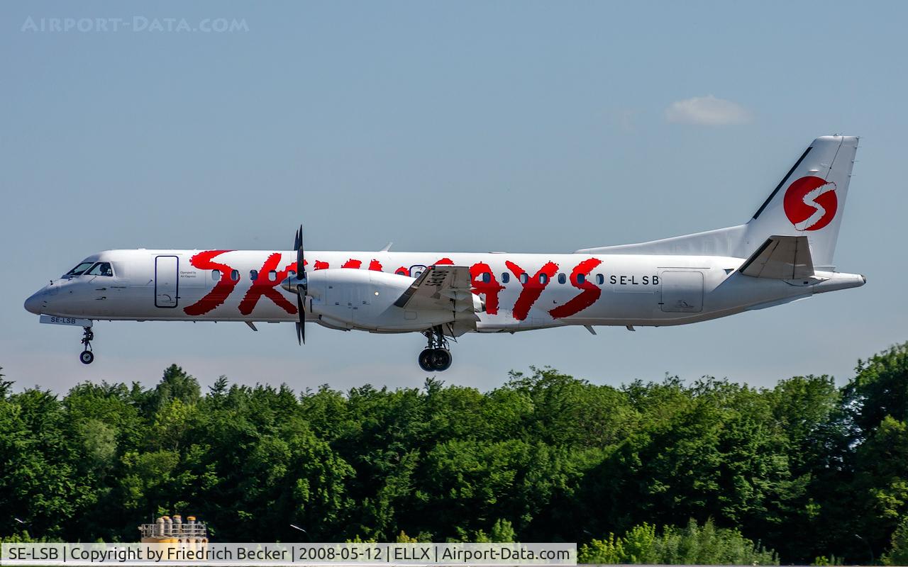 SE-LSB, 1997 Saab 2000 C/N 2000-043, short final RW06