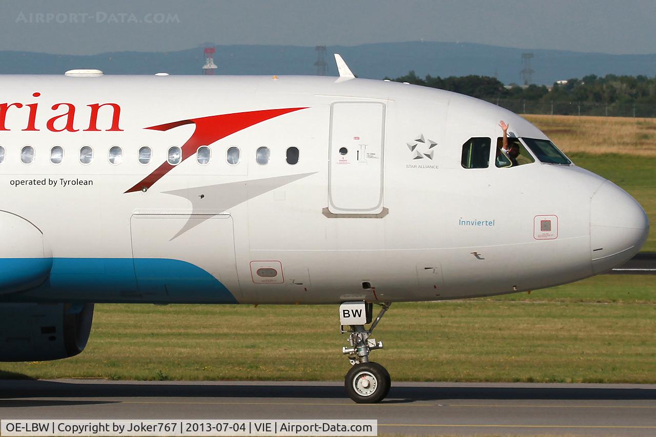 OE-LBW, 2001 Airbus A320-214 C/N 1678, Austrian Airlines