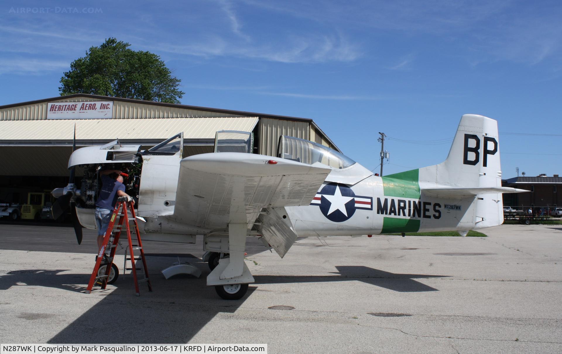 N287WK, 1955 North American T-28B C/N 219-40, North American T-28B